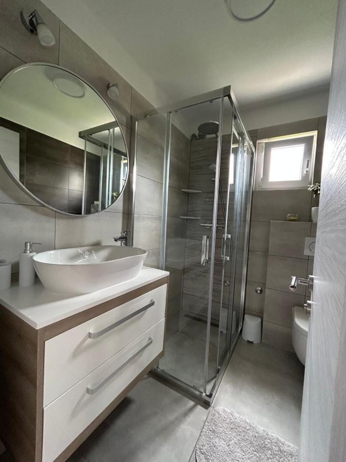 Apartment Salov Trogir Bagian luar foto