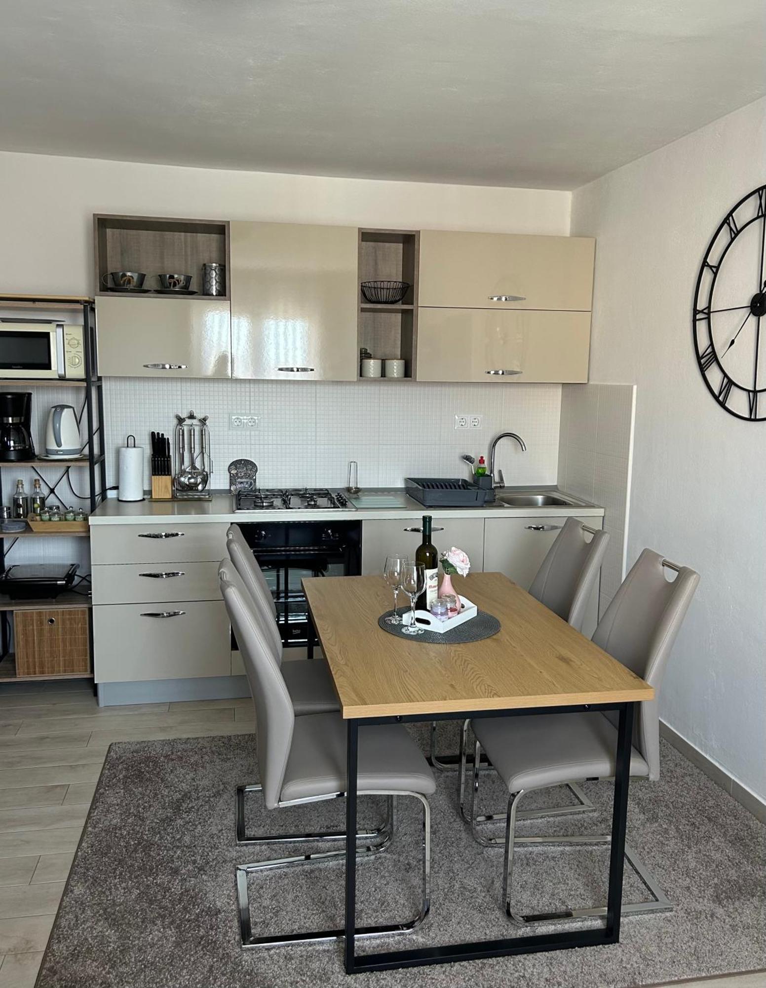 Apartment Salov Trogir Bagian luar foto
